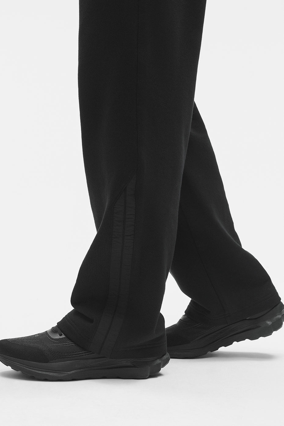 Field Sweatpant - Black - Image 4