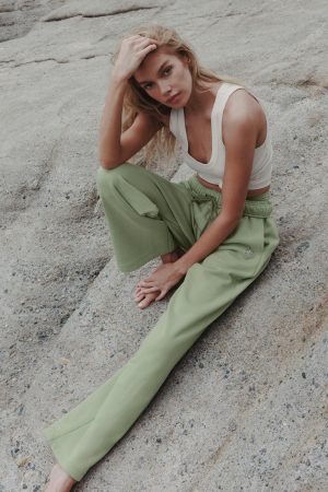 Accolade Straight Leg Sweatpant - Dune Grass