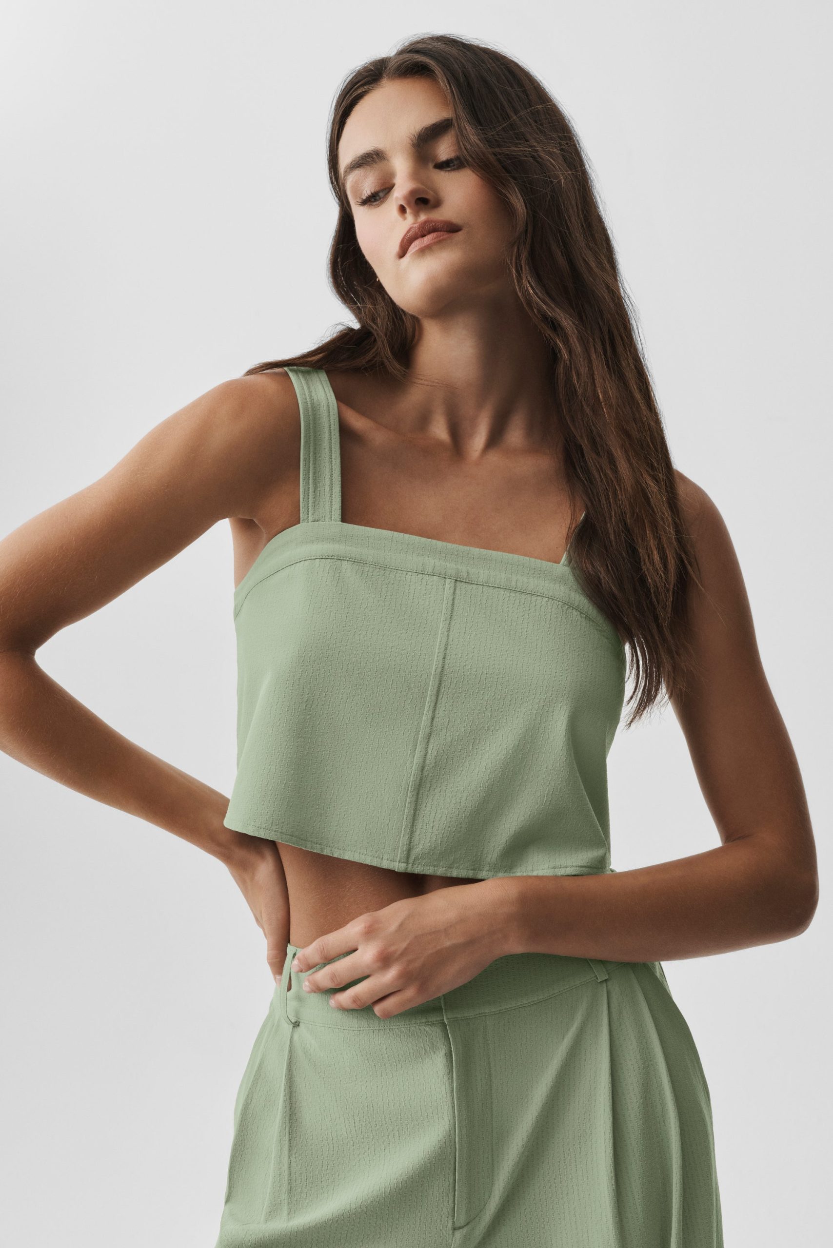 Cropped Dreamscape Tank - Dune Grass - Image 2