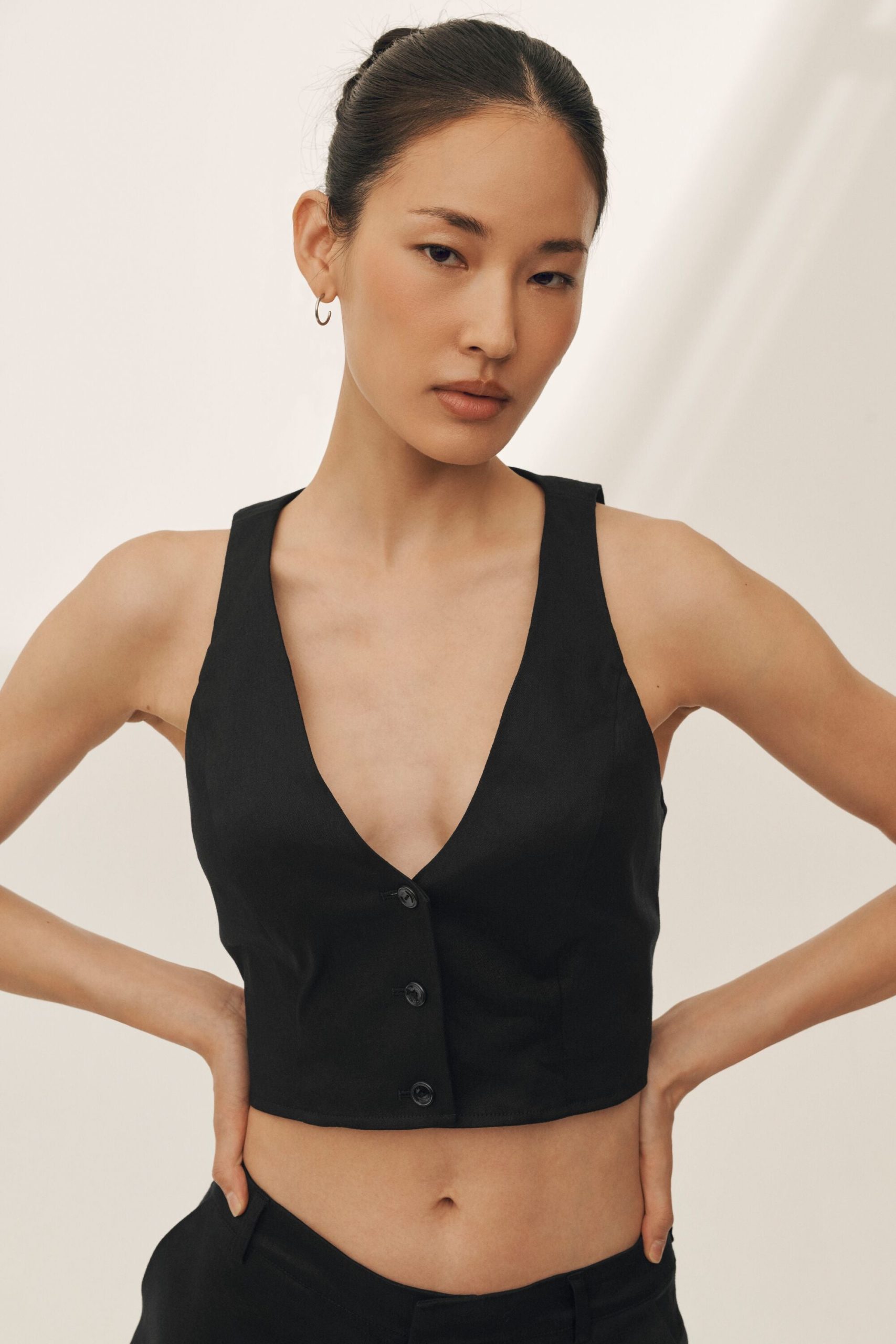 Linen Blend Riviera Vest - Black - Image 3