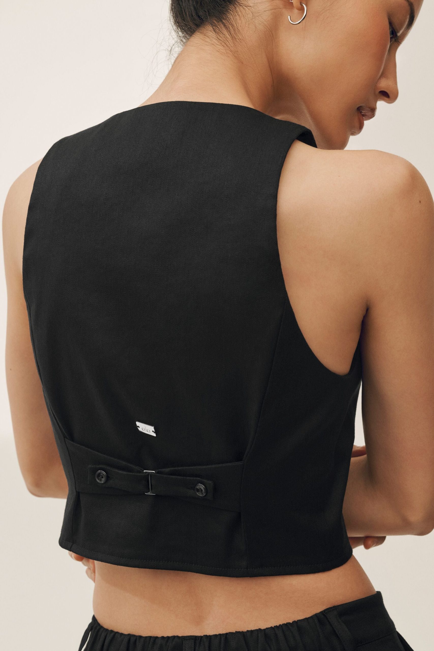 Linen Blend Riviera Vest - Black - Image 5