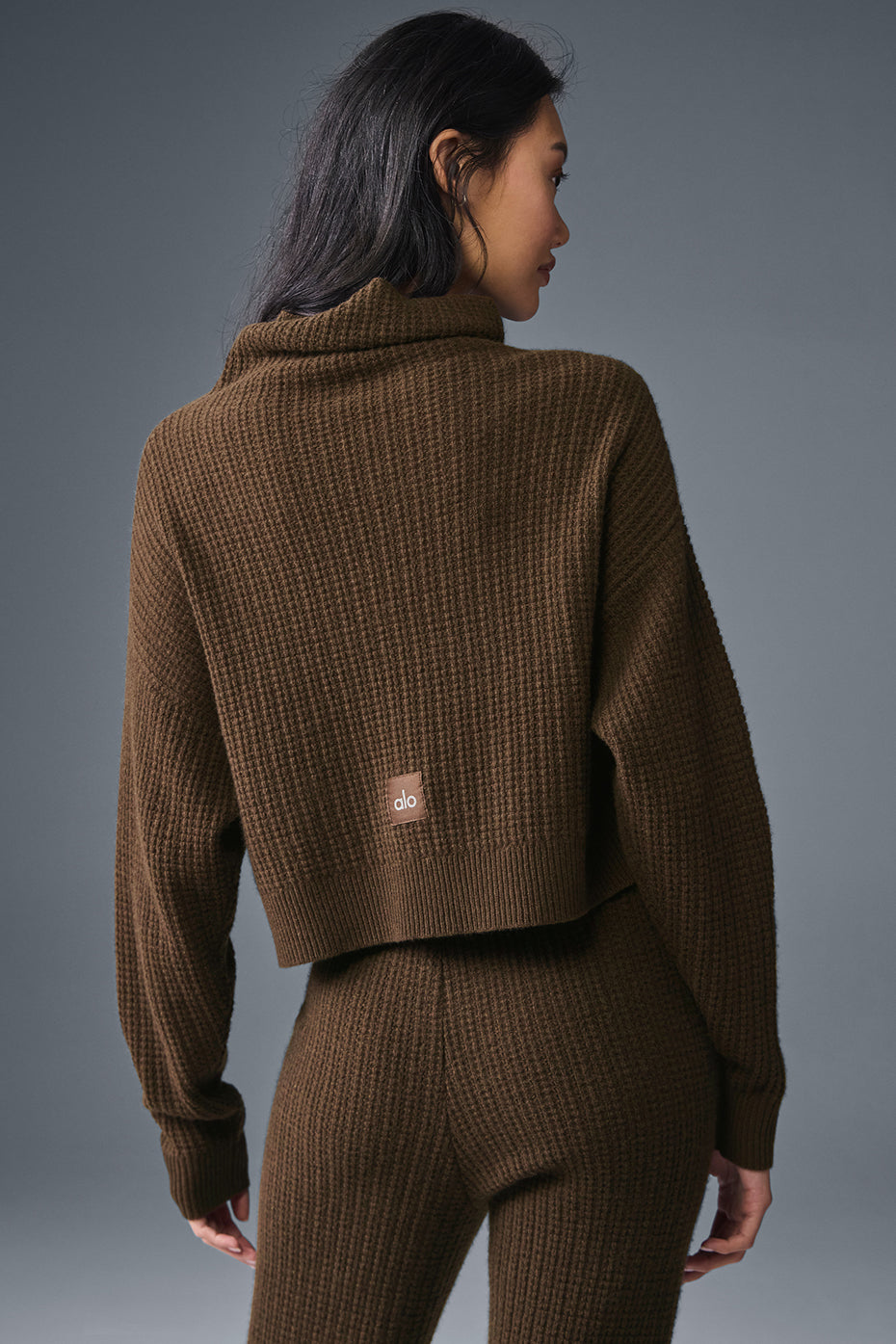Cashmere Plush Waffle Turtleneck Pullover - Espresso - Image 4