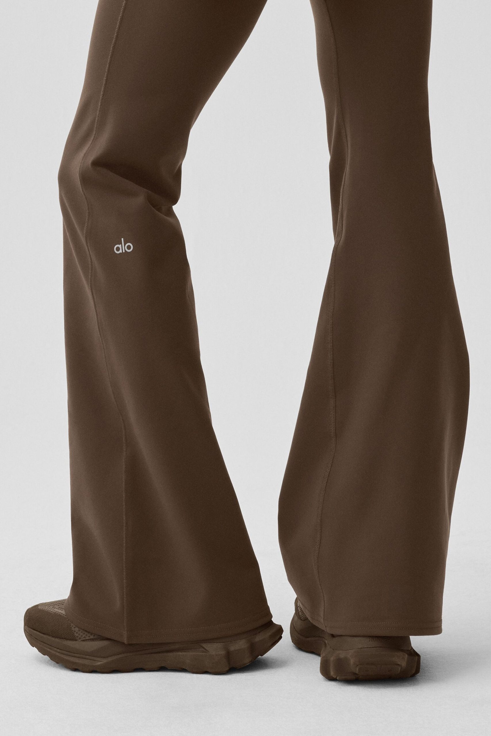Airbrush Low-Rise Bootcut Legging - Espresso - Image 4