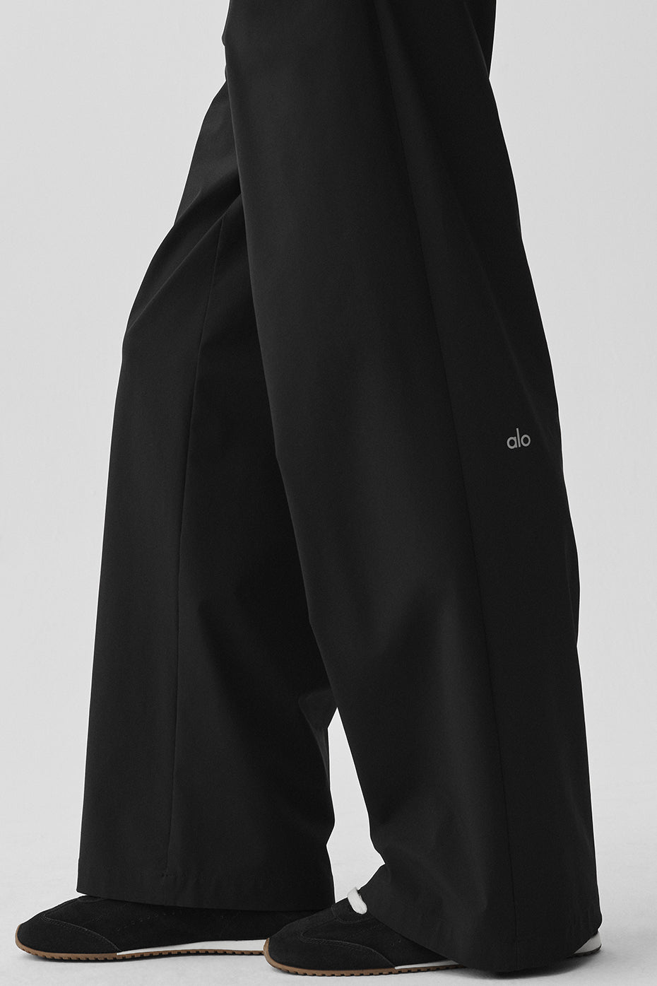 High-Waist Pursuit Trouser (Regular) - Black - Image 4