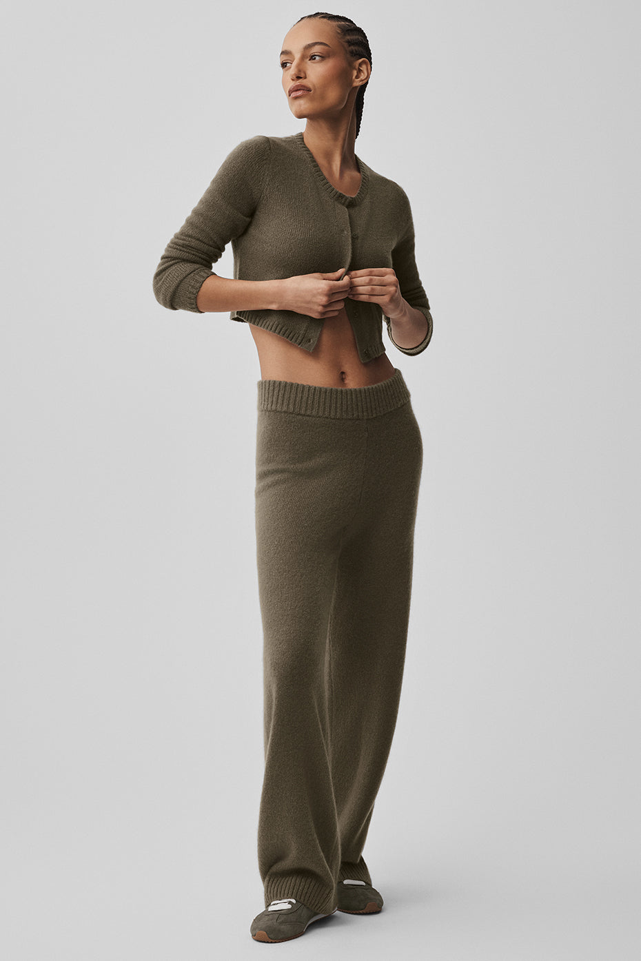 Wool Cashmere High-Waist New Class Wide Leg Pant - Olive Tree - Image 4