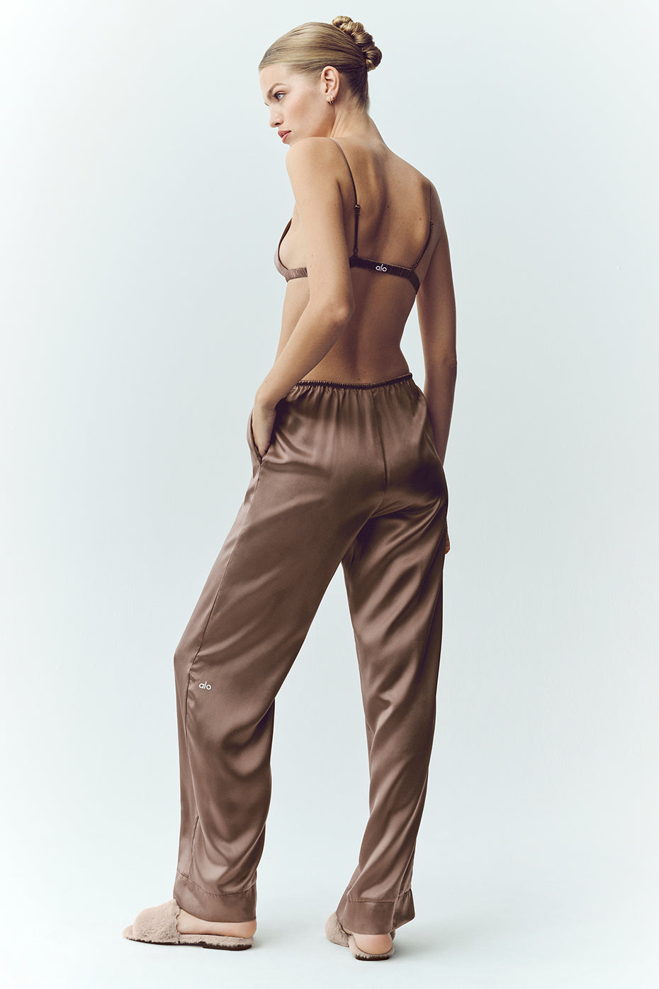 Silk Luminous Pant (Regular) - Alpine Cocoa - Image 4