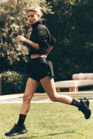 Victory Running Short - Black