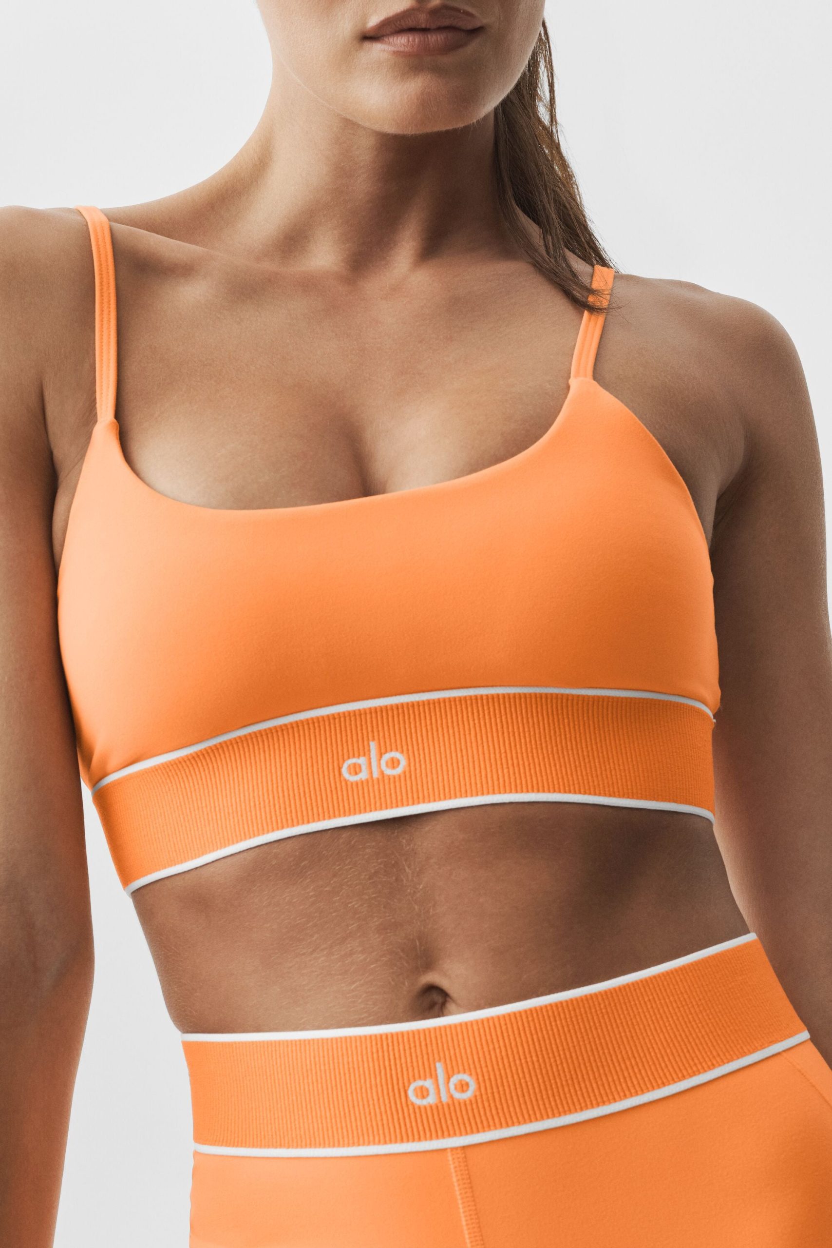 ALO Softsculpt Amp It Up Bra - Satsuma Breeze - Image 4